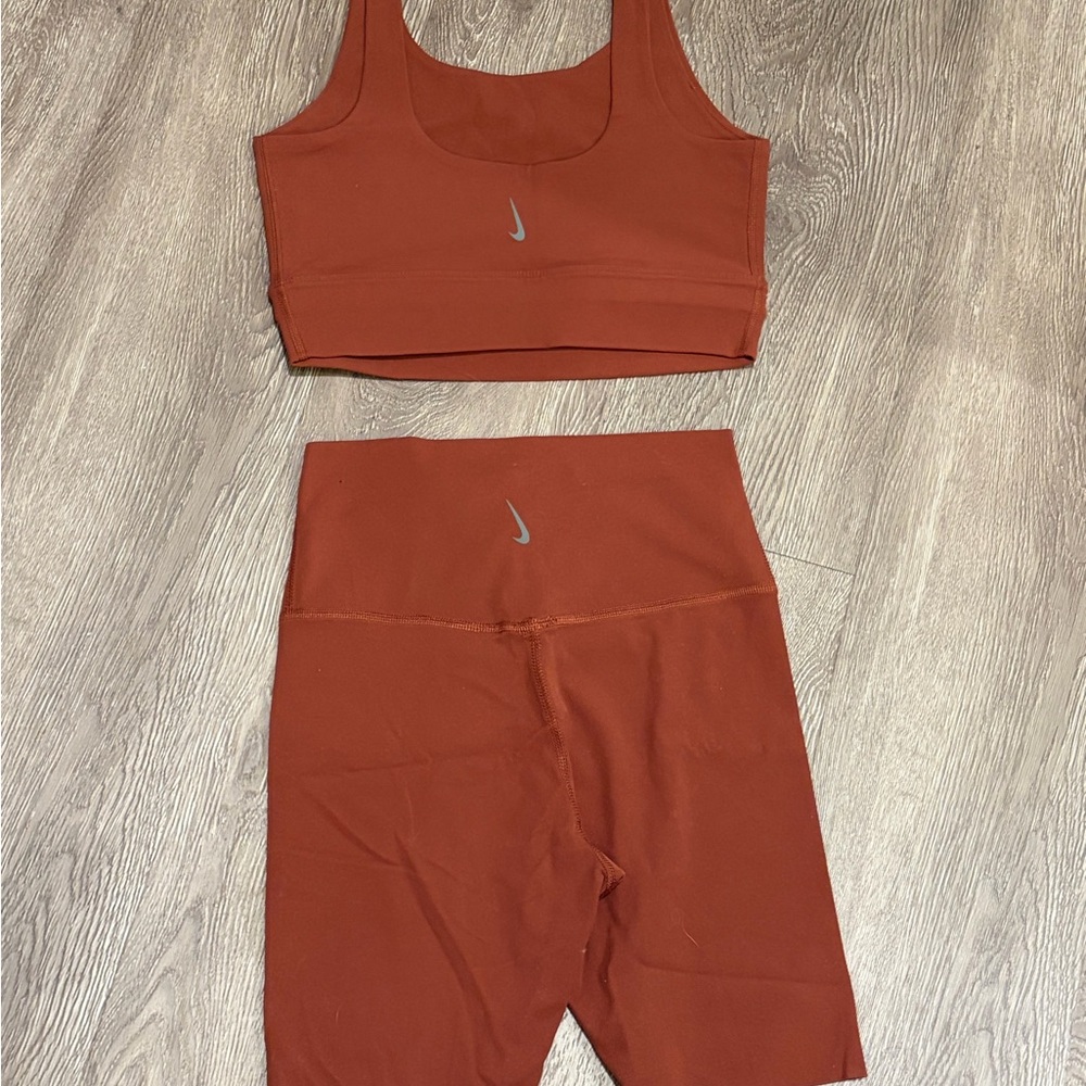 Nike Yoga Women's Brown High Waisted Bike Shorts and Sports Bra Set